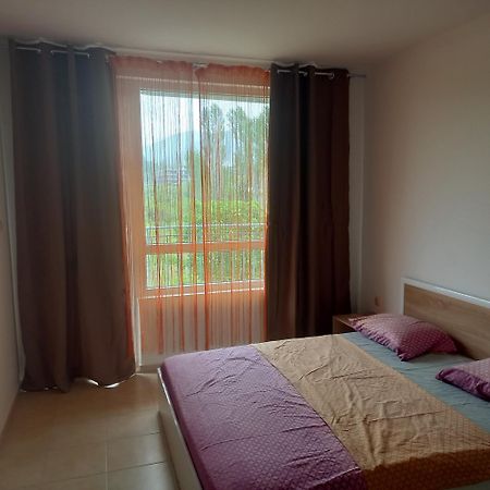 Green Dream 3 Rooms Apartment Butterfly Slăntjev Brjag Exteriör bild