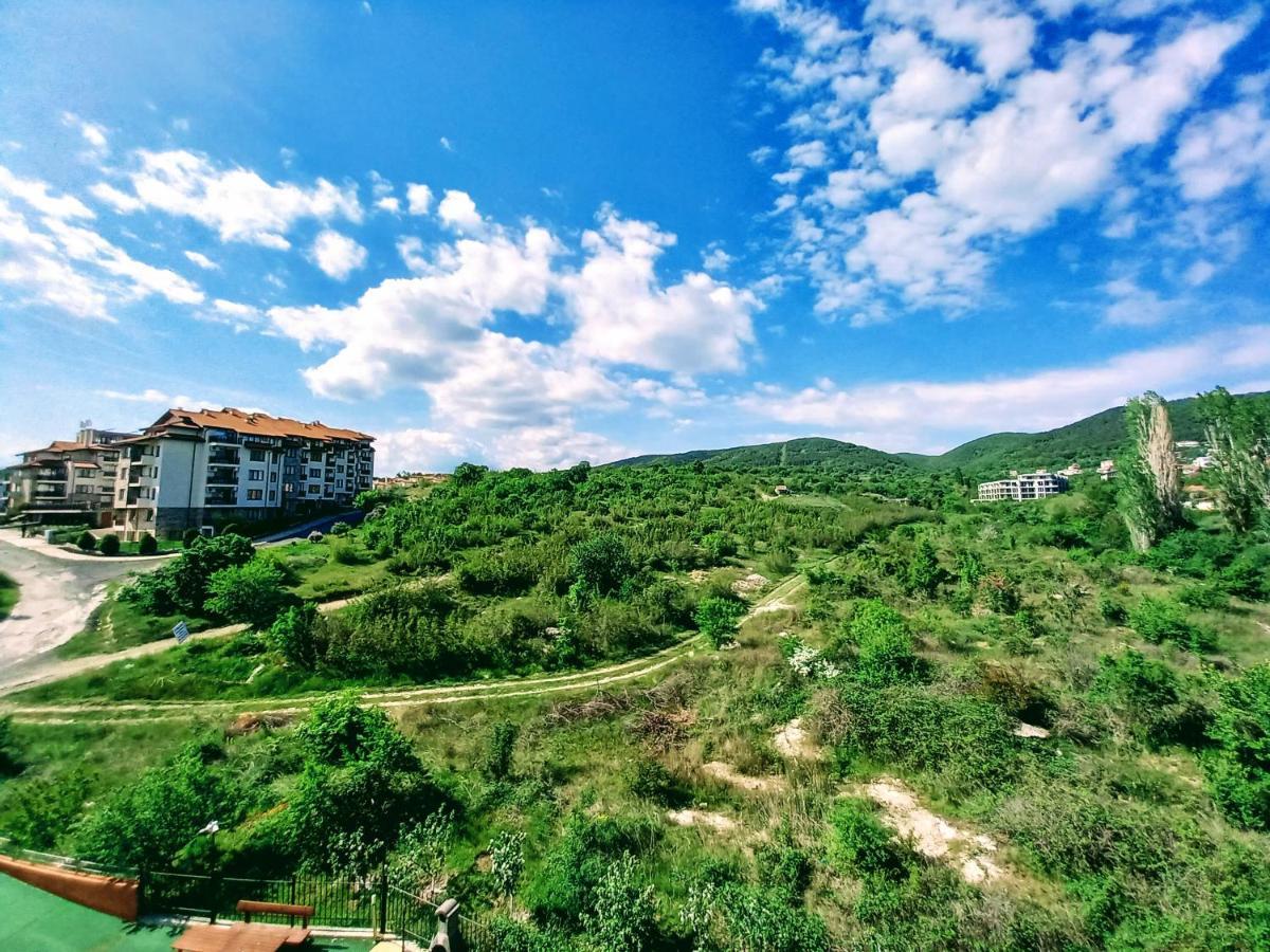 Green Dream 3 Rooms Apartment Butterfly Slăntjev Brjag Exteriör bild